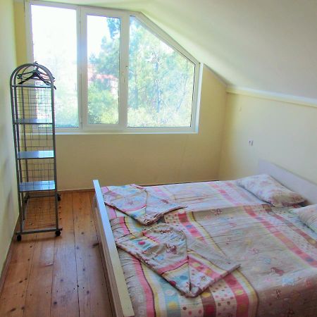 אורקי Old House Hotel מראה חיצוני תמונה