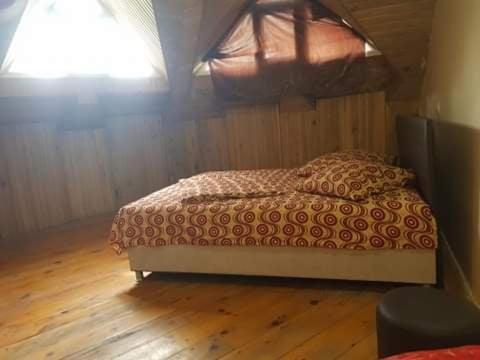 אורקי Old House Hotel מראה חיצוני תמונה