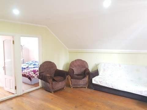 אורקי Old House Hotel מראה חיצוני תמונה