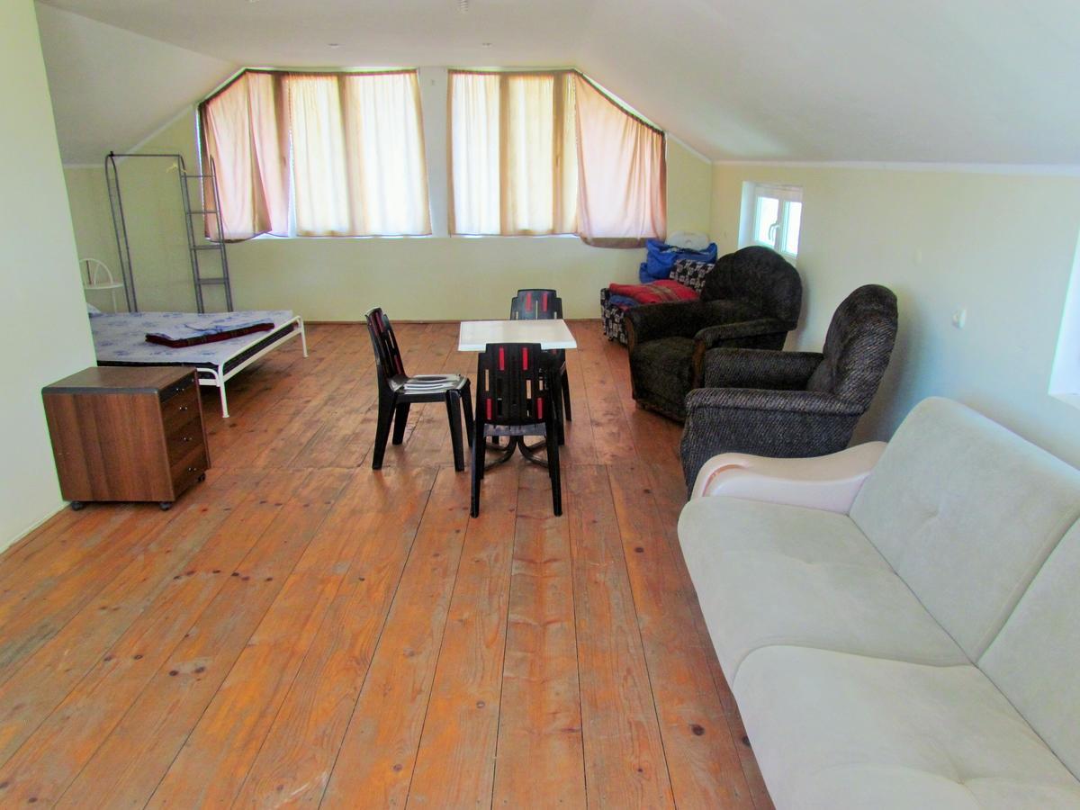 אורקי Old House Hotel מראה חיצוני תמונה